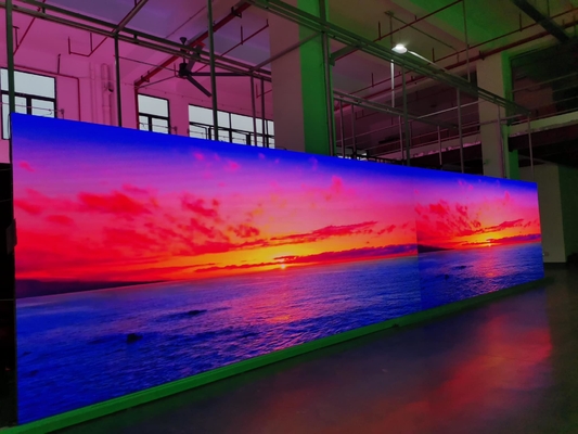 Hoge precisie verwerking P3 Indoor Full Color LED-scherm met gemakkelijke installatie en onderhoud in verschillende industrieën