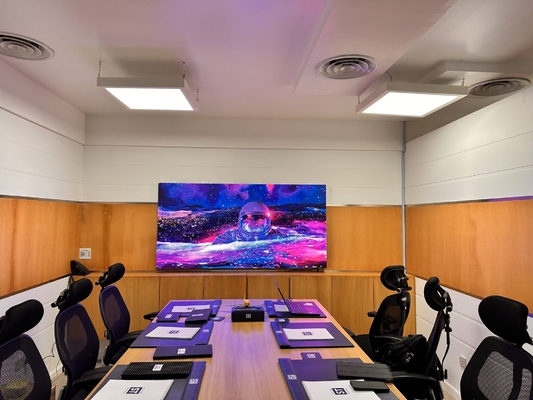 Binnenhuis zonder mozaïek Full-Color Advertising LED Screen P5 Commercieel centrum geïnstalleerd