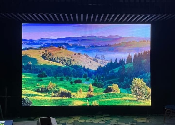 Gecombineerd aluminium P1.25-videodisplay voor reclame, live-uitzendingen, ultra-helder, vlekvrij LED-display