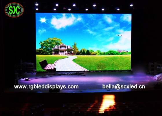 High Definition Outdoor Full Color Lease LED Screen SMD 2121 Waterdicht Drie jaar garantie