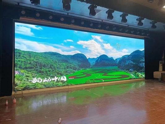 Indoor Full Color LED Display P4 High Refresh Rate Naadloze verbinding Geruisloze aluminiumstructuur 16Bit Grayscale Video Wall