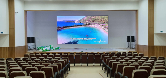 Indoor Full Color LED Display P4 High Refresh Rate Naadloze verbinding Geruisloze aluminiumstructuur 16Bit Grayscale Video Wall