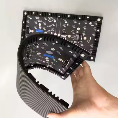 P4 Curving LED Video Screen Curtain Flexible Led Display Module volkleur