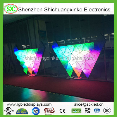 Lange levensduur van 100000 uur High Definition LED-schermen met 2 mm Smd2727/2525/1921