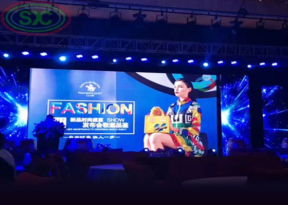 Volkleurige buiten- binnen onderhoud voor LED-display verhuur LED-scherm P2 LED-wand