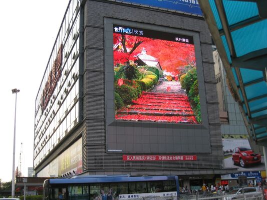 Buiten P10 Full Color LED Display met Structurele Engineering Principes om Productsterkte en Stabiliteit te Verbeteren
