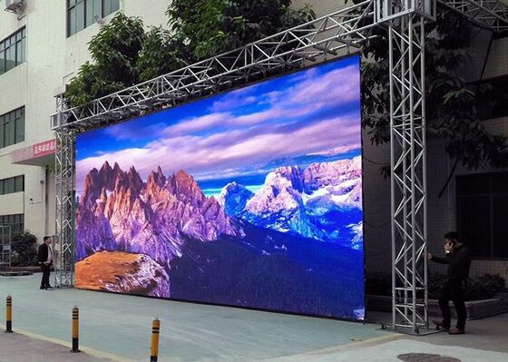 LED-lamp P3.91 LED-scherm binnen/buiten Wandgebouwd LED-scherm 3840hz vernieuwingsfrequentie