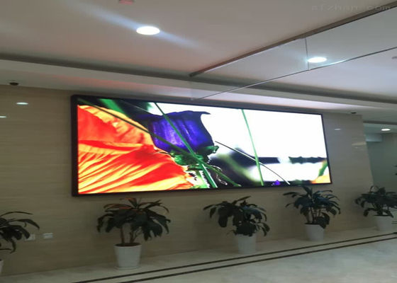 Goede prijs Outdoor Indoor 5mm Full Color LED Display Panel 1R1G1B 3 jaar garantie online