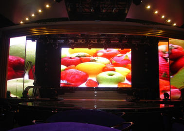 Indoor Ultra-Clear Small Pitch P1.667 LED Billboard 3840HZ Vernieuwingssnelheid SMD 1010 DC 5V