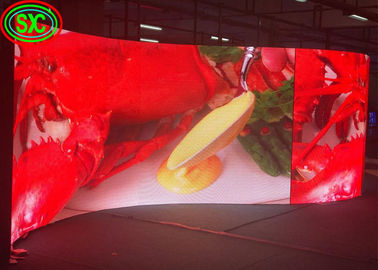 SMD gebogen advertentie LED-schermen 3,91 mm Pixel Pitch 25 Wattled commercieel advertentie scherm