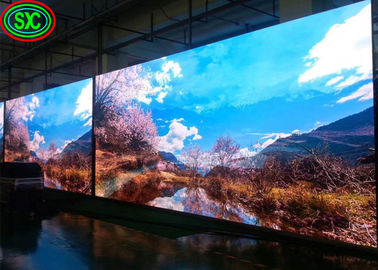 Full Color LED Display Board Video Wall HD P2.5 160.000 punten Fysieke dichtheid