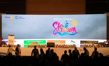 Indoor High Resolution Full Color SMD LED Screen P3 Giet-gegooid aluminium chassis