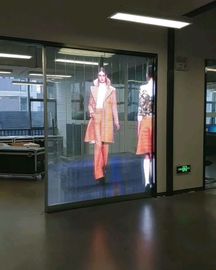 P2.5 P2.6 P3.91 Doorzichtig LED-scherm Hoog helderheid Buitenruimte Vensterglas LED-scherm