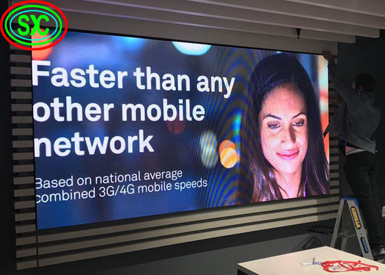 1200cd/m2 Helderheid LED-videowandscherm SMD2121 Hoge verversingssnelheid 3840hz binnenshuis full-color led display