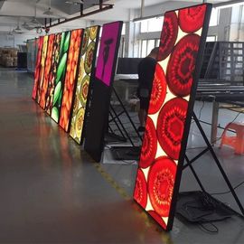 Aluminium commercieel LED-scherm met 1R1G1B kleurconfiguratie en aluminiumpaneelmateriaal