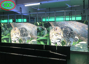Verhuurkas met gegoten aluminium 256*128mm Indoor Full Color LED Display GOB