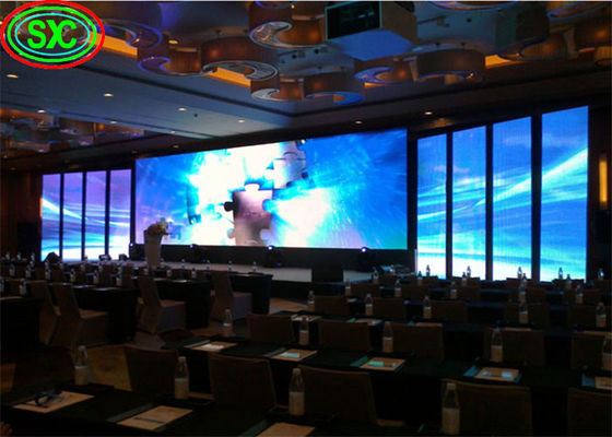 IP34 P2 Huur LED-scherm 1/32 Scanning HD 128*64 Resolutie Indoor Voor winkelcentra