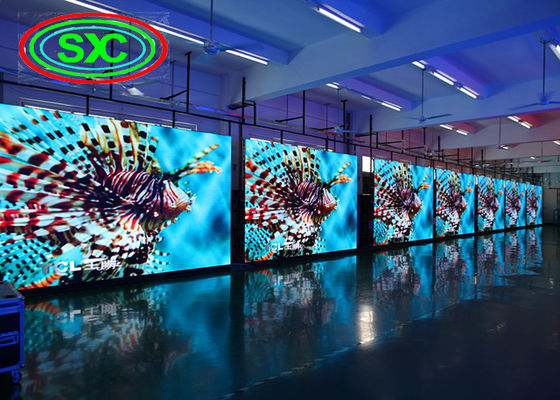 Indoor Full Color P4 SMD LED Display Module 256*128mm 1/8 Scanning voor energiebesparing en milieubescherming