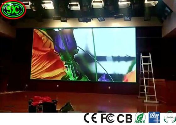 Grote Flexible 111111 pixels/M2 1300 Helderheid/M2 P3 Indoor Full-Color LED Display