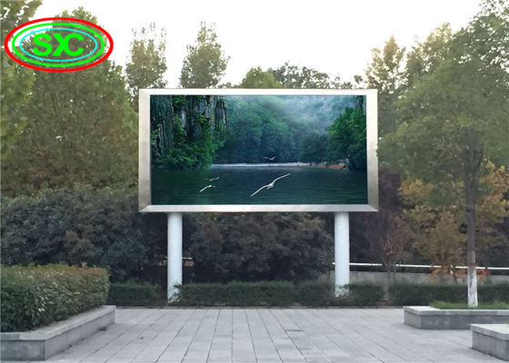 s Professional P 10 SMD Stadium LED Display 5000 1 Contrastverhouding
