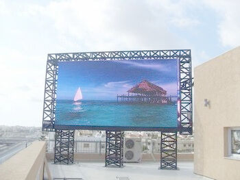 Grote commerciële outdoor P10 Led reclame schermen waterdicht hoge resolutie volkleur