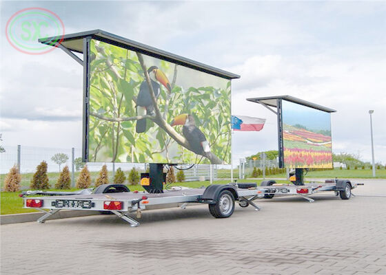 Aanpassing van het buitenplaatje van het LED-trailer met LED-display tegen botsingen voor commerciële reclame