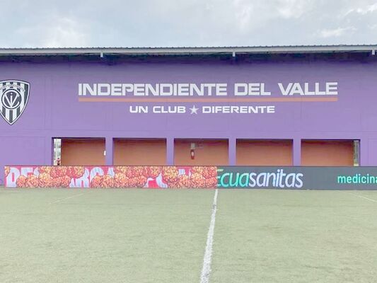 P2.5 HD Ultra-dunne LED-stadion met gegoten aluminium, waterdicht LED-scherm 320 * 160mm