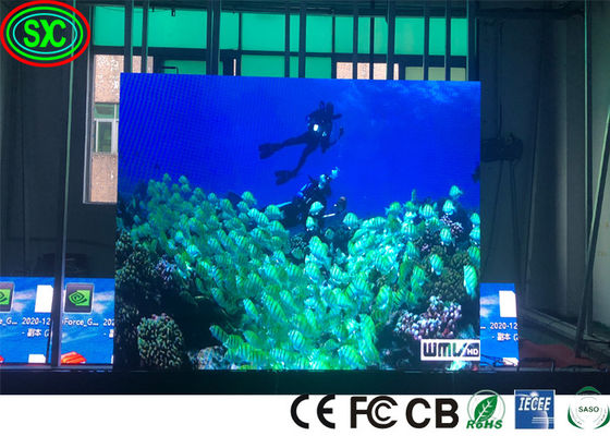 Naadloos IP43 250W/M2 GOB LED-display P1.9 P2 P2.5 IECEE reclame led-schermen