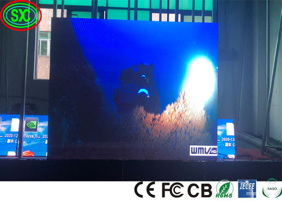Naadloos IP43 250W/M2 GOB LED-display P1.9 P2 P2.5 IECEE reclame led-schermen