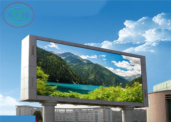 Hoge helderheid 6000 nits buiten digitale LED billboard LED display onder direct zonlicht