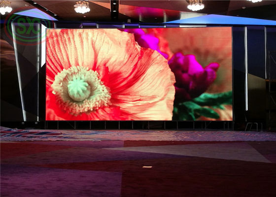 Hoogwaardige P2.5 reclame LED-schermen met gegoten aluminium behuizing, perfect voor binnenshuis en eenvoudig te installeren