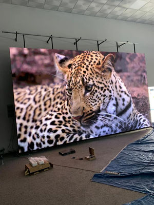 320X160mm Moudle Size Fine Pitch Led Display met 208*104 module resolutie en gegoten aluminium kastmateriaal