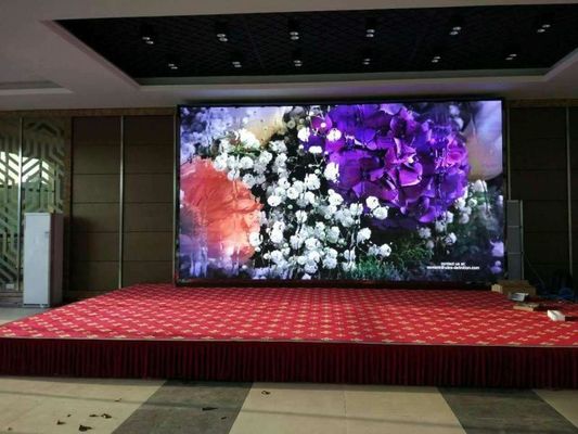 fijne toonhoogte P2.5 GOB Full Color LED Display SMD2121 Indoor HD Stage Screen