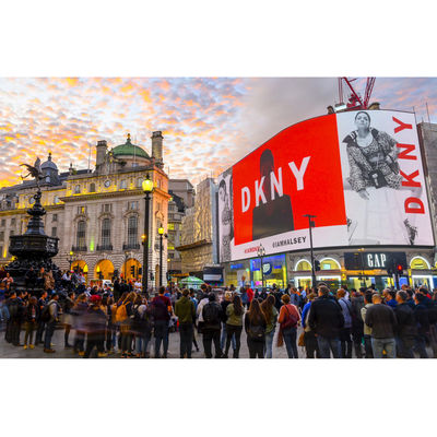 SCX Outdoor Advertising Mobile LED Display Screen P6 Waterdicht gemonteerd