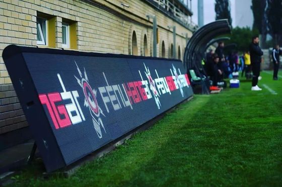 P10 het Volledige Stadion die van het de Voetbalspel van de Kleuren Hoge Definitie Geleide Reclameaanplakborden adverteren