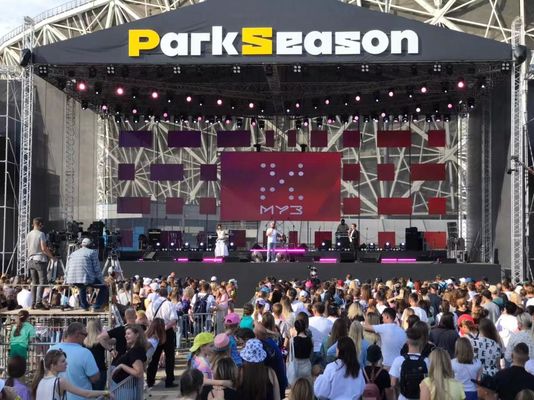 De binnen geleide huur van de muurvertoning p3.91 leidde paneel 500x500mm Gegoten aluminiumkabinet voor naadloze verbindende stadium videobac