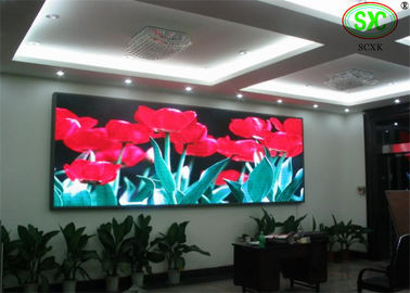 Buiten waterdicht en vochtdicht Solid/Iron Box HD 250*250mm P4.81 LED-advertentie scherm