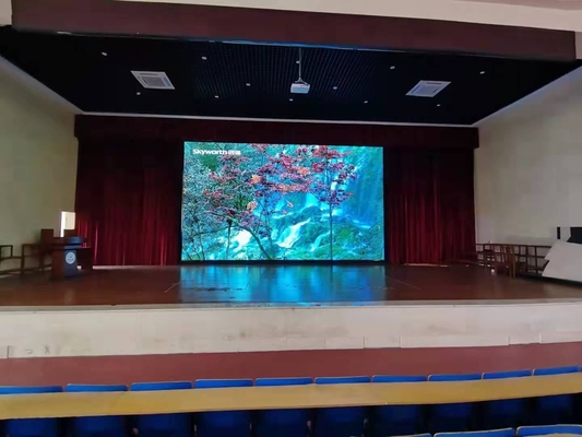 Hoge precisie verwerking P3 Indoor Full Color LED-scherm met gemakkelijke installatie en onderhoud in verschillende industrieën