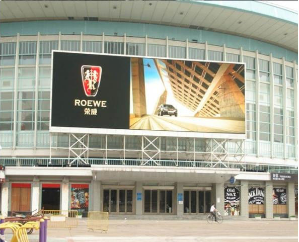 Stadion scherm verhuur / vaste installatie HD Reclame Outdoor Full Color LED Display 960 X 768mm Kas