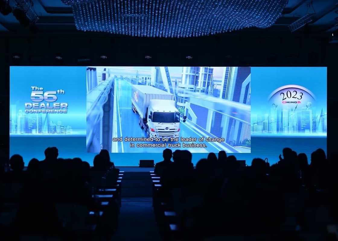 Reclame Full Color LED Soft Curved Display RGB-module/Indoor P3.91 China Flexibel