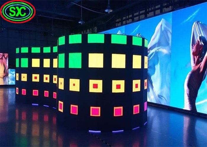 Op maat gemaakte kastgrootte, vaste LED-displaymodule en 3200mmx160mm displayprestatieoplossing
