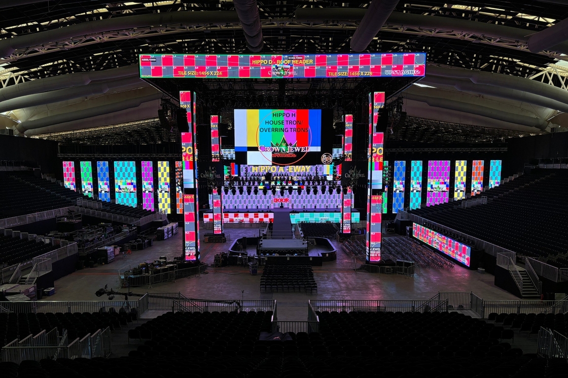 Gegooid aluminium scherm Vaste installatie/verhuur Aanpasbare conferentieruimte Ultra HD P2.5 Kleine toonhoogte Indoor Full Color LED Display