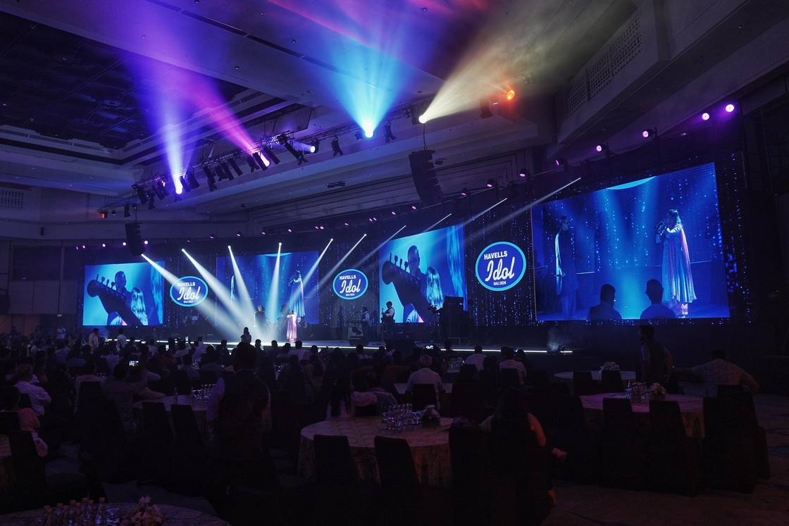 P2-32S Indoor Full Color LED Display Module met constante aandrijving en 640*640mm kabinetdimensie