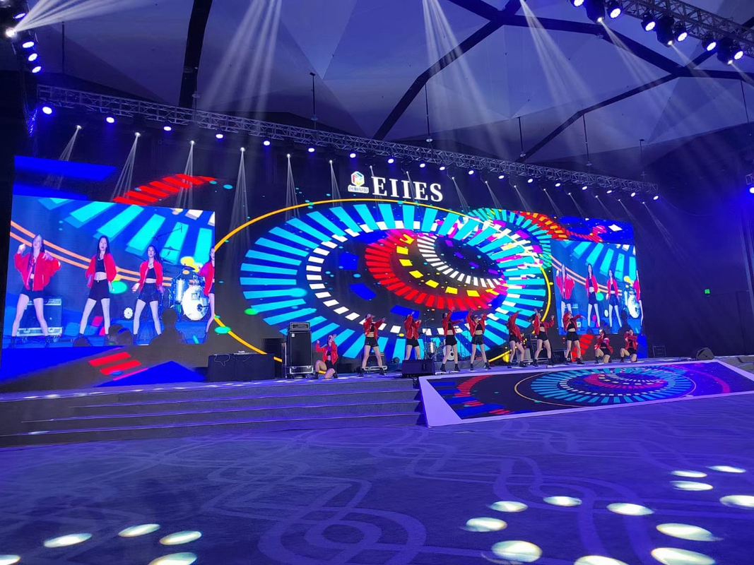 Waterdicht Full Color High Resolution Transparent LED Screen SMD1921 3 jaar garantie