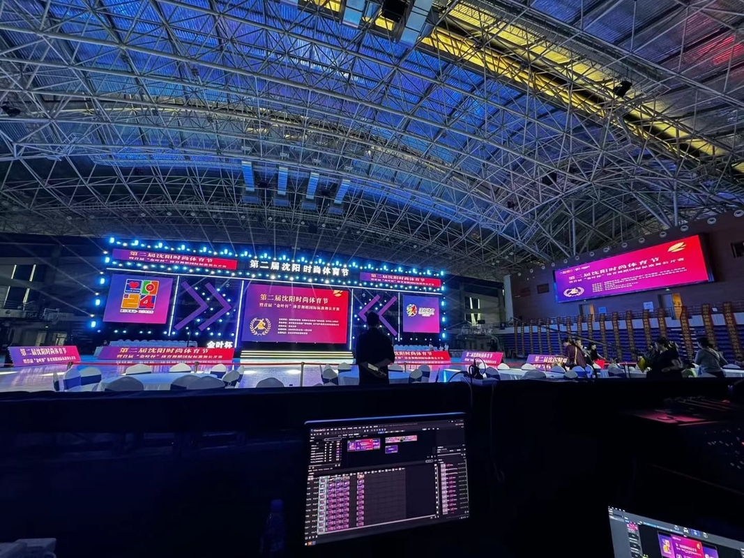 Full Color Indoor Stage LED Die-Cast Aluminium Screen Iron Cabinet LED Display met 3 jaar garantie