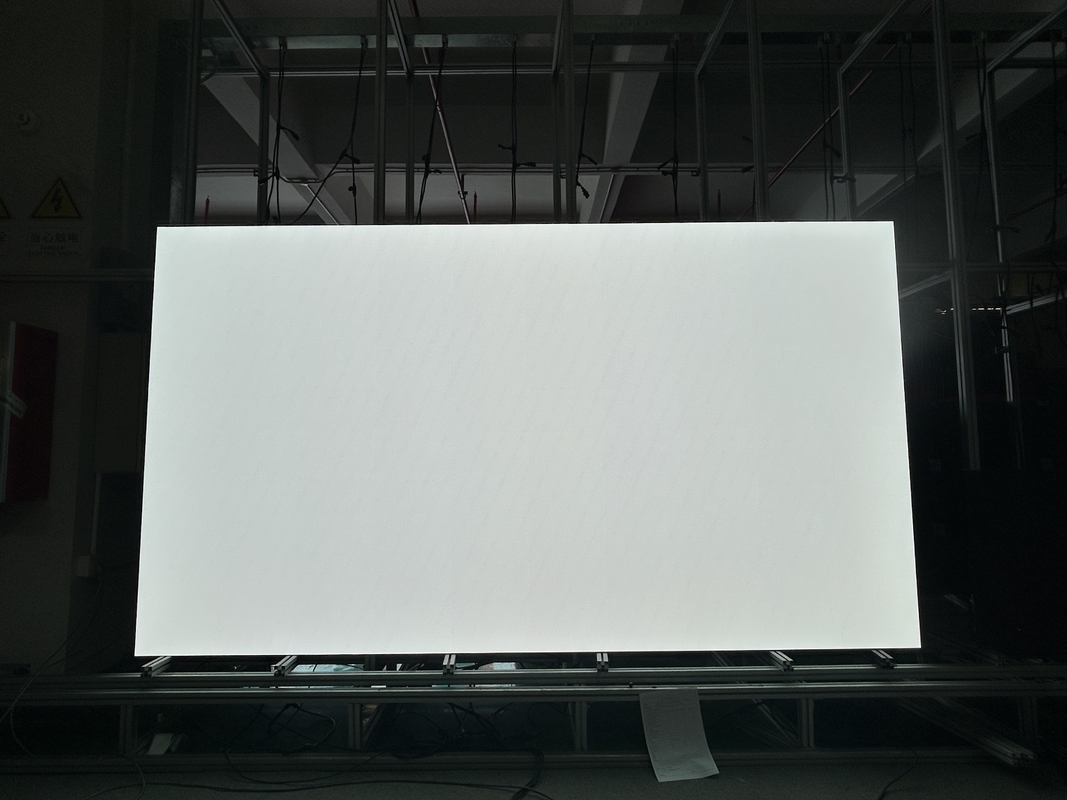 Fijn pixel LED-scherm P0.9 P1.25 P1.56 Kleine pixel pitch LED video muur Hoogwaardige indoor LED-scherm