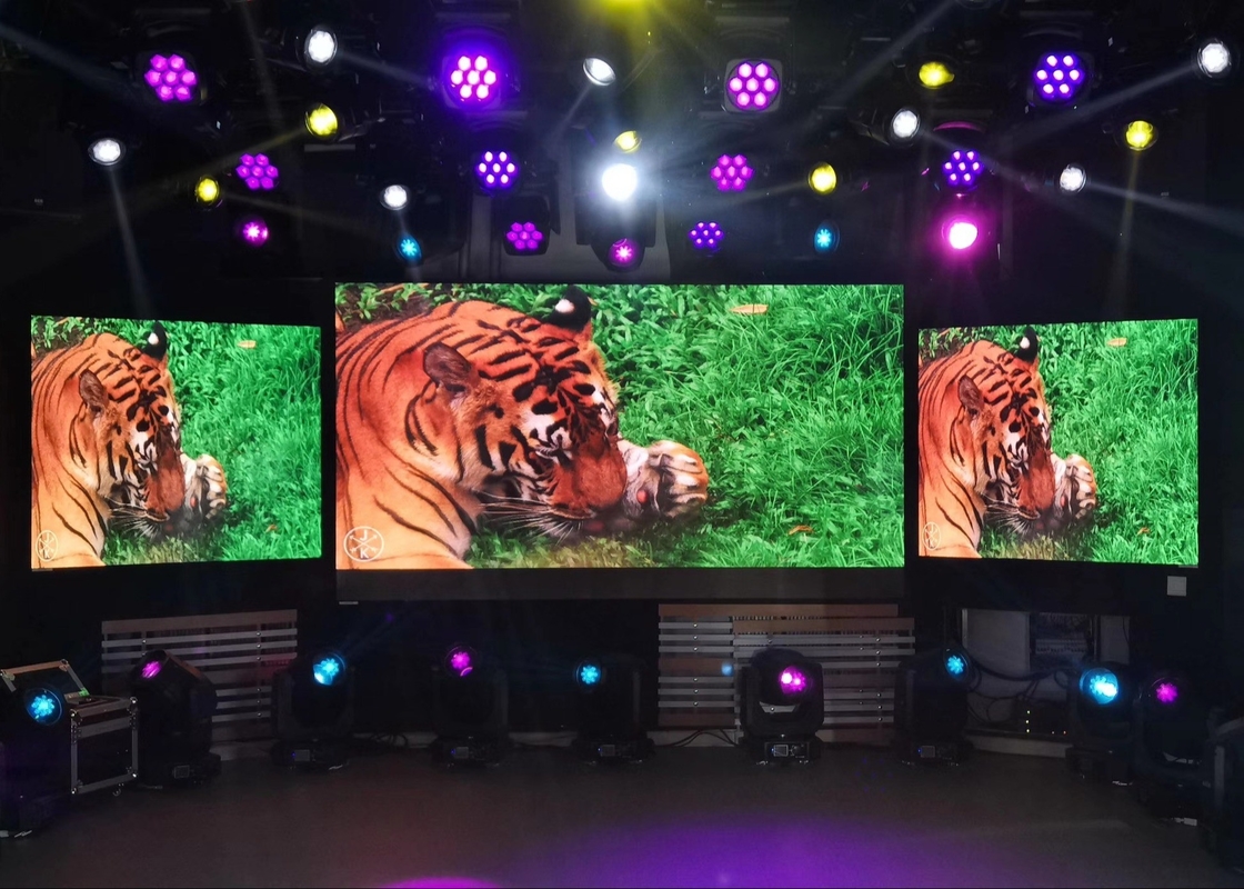 SMD2727 Grote buiten-LED-verhuur scherm P4.81 gebogen display stage 3840HZ