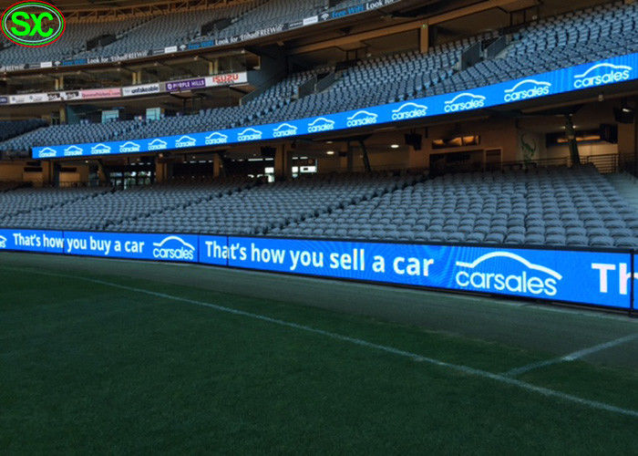 P8 Buiten het Stadion LEIDENE van de Perimetervoetbal vertoning, sportenperimeter geleide vertoning