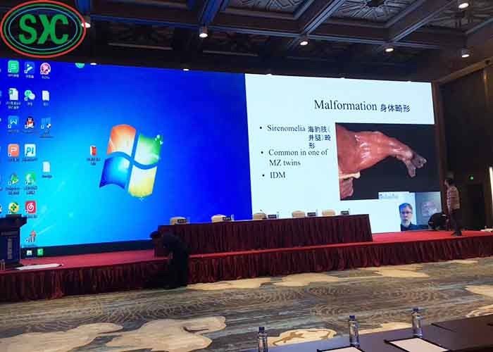 P4 Full Color Indoor LED Video Wall Screen 80*40 Module Resolutie Reclameborden