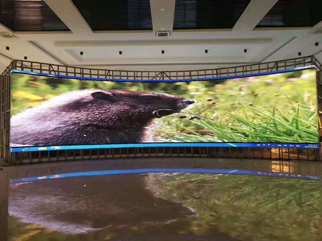 256*128mm Indoor Full Color LED Display Screen Veiligheidsprestatiestructuur